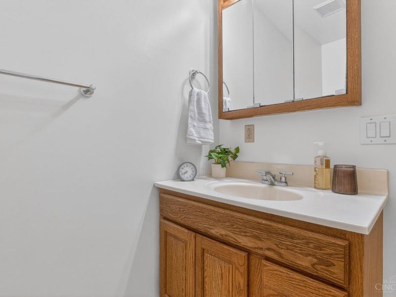 1486 Meadowbright Lane, Cincinnati, OH 45230 Photo 29