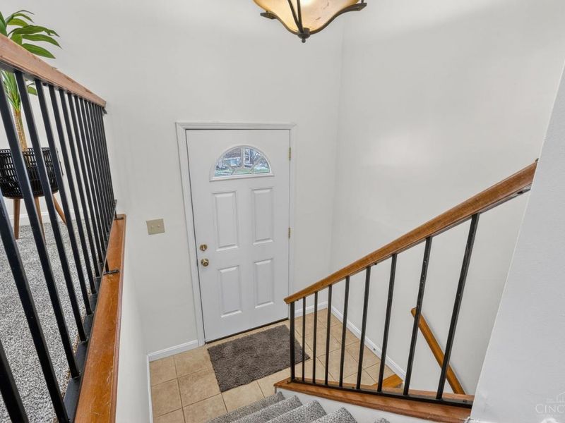 1486 Meadowbright Lane, Cincinnati, OH 45230 Photo 5