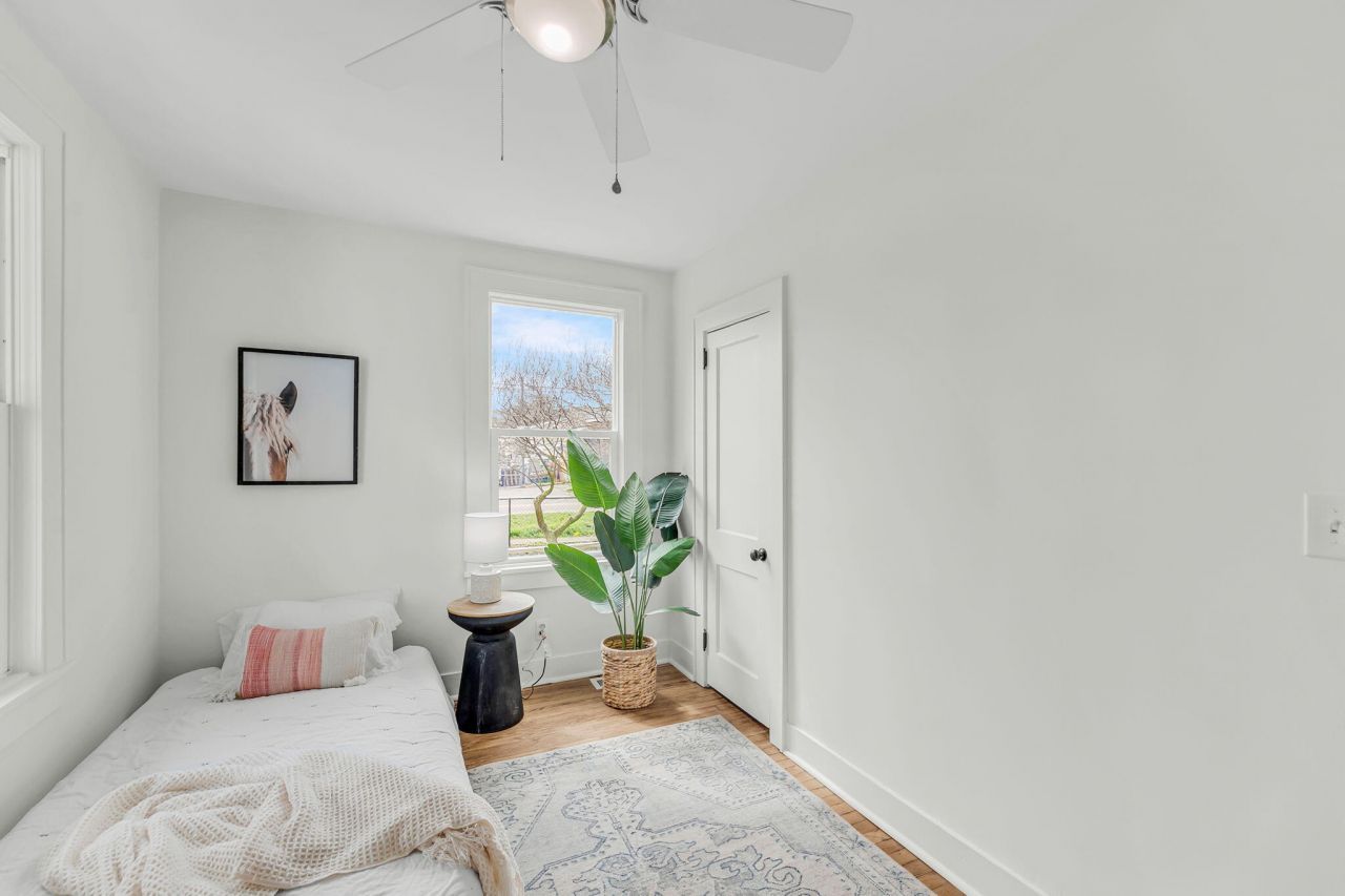 2698 Olympia Avenue Photo 15