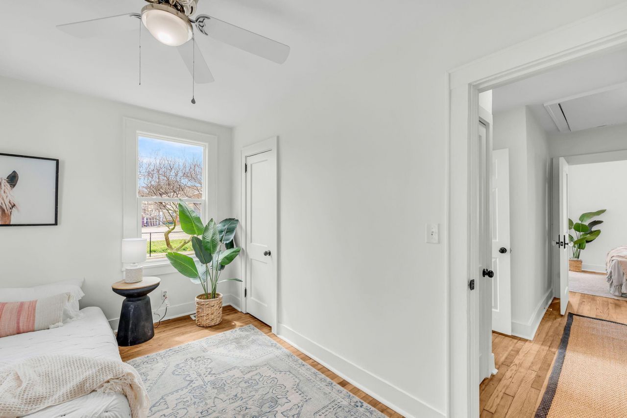 2698 Olympia Avenue Photo 16