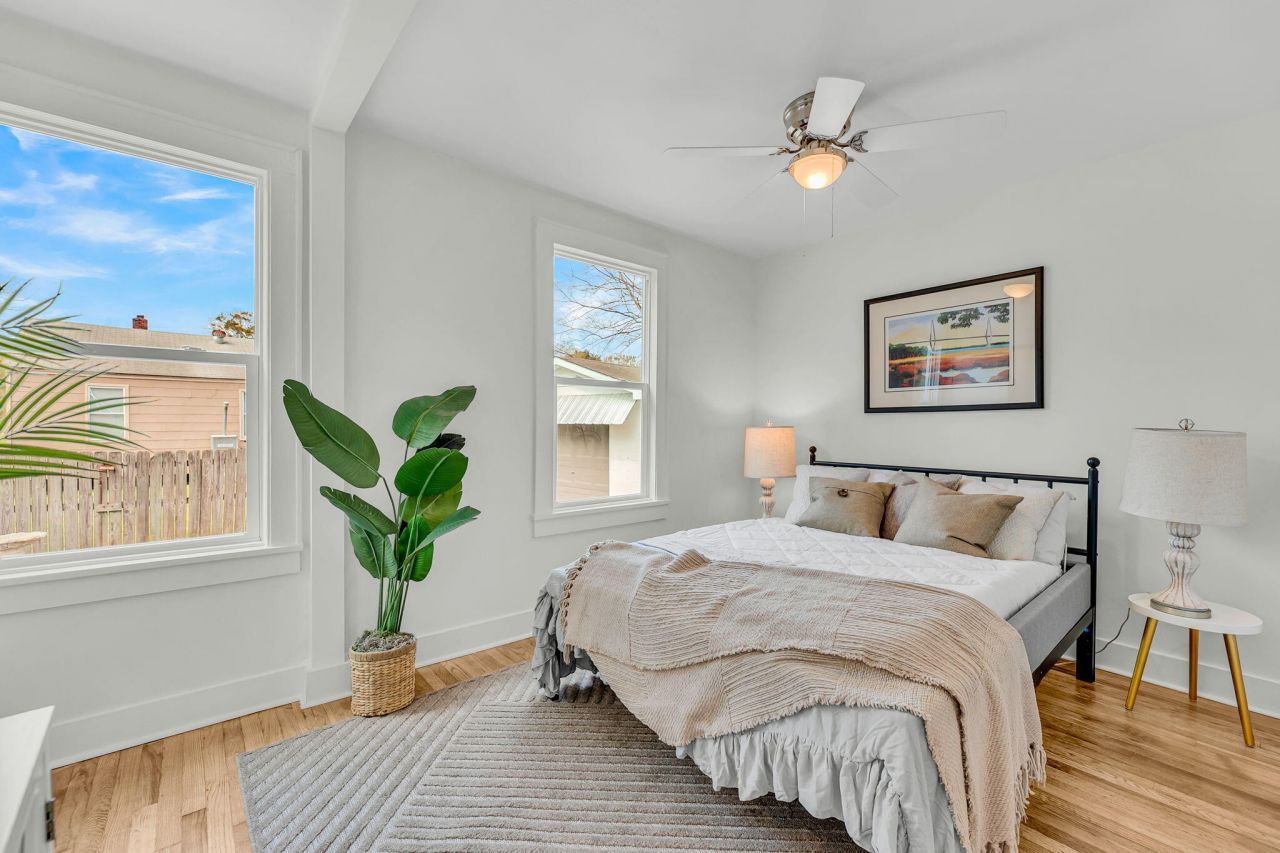 2698 Olympia Avenue Photo 20