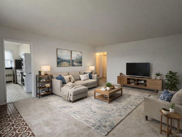 242-05 61 Avenue , Unit F13 Lower, Little Neck, NY 11362