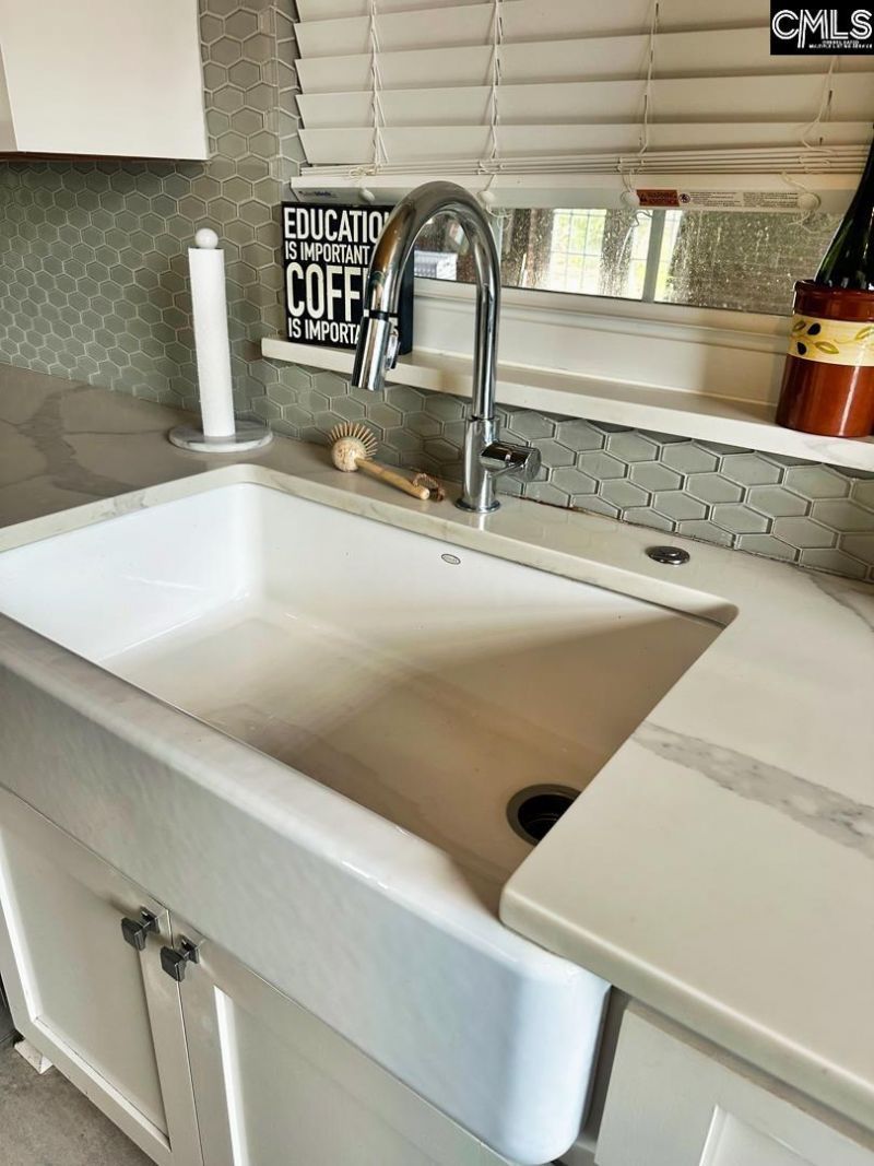 1000 Evergreen Avenue  Photo 11