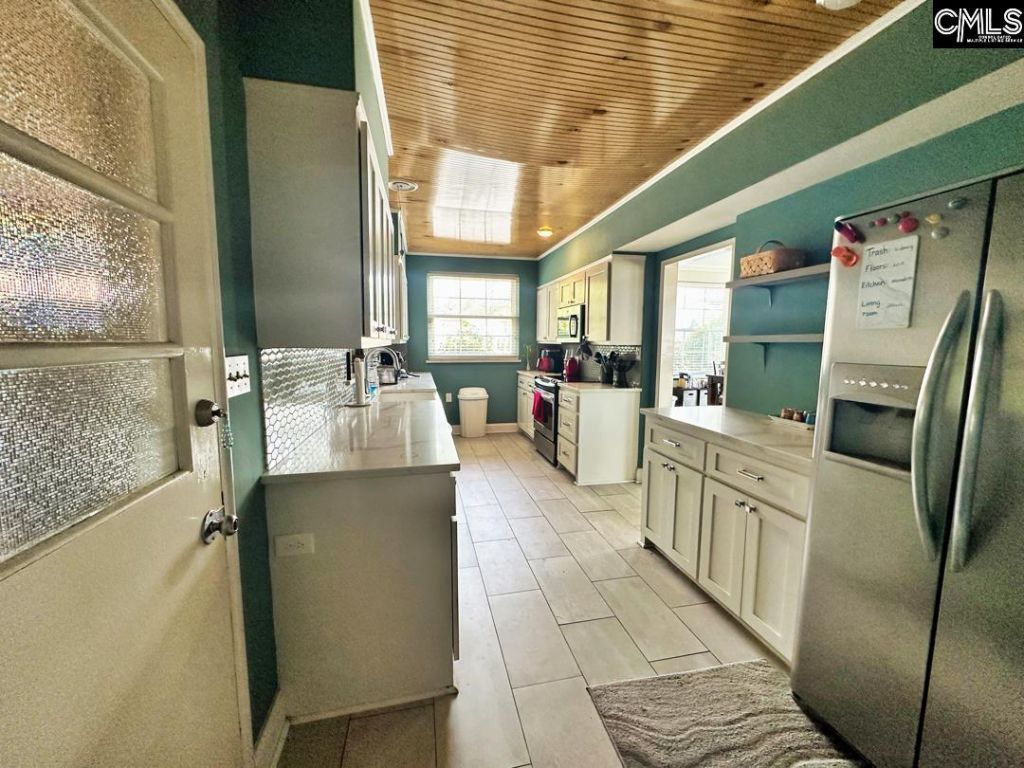 1000 Evergreen Avenue Photo 12