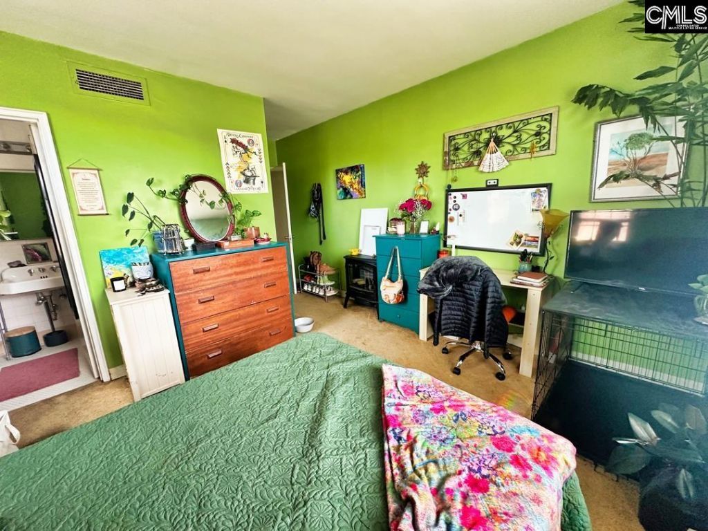 1000 Evergreen Avenue Photo 21