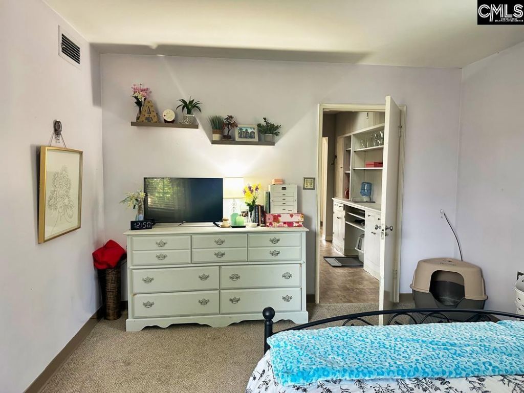 1000 Evergreen Avenue Photo 29