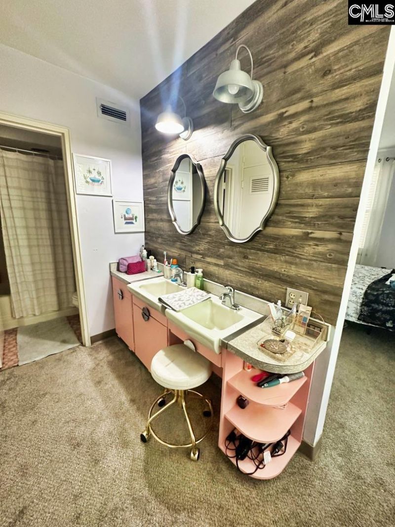 1000 Evergreen Avenue Photo 31