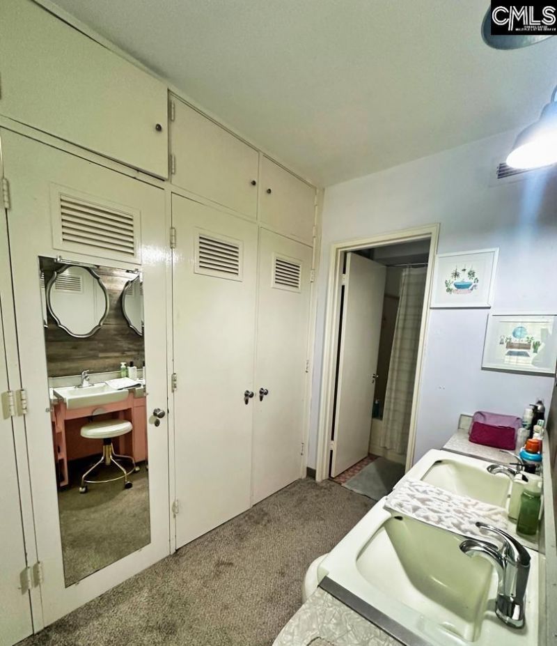 1000 Evergreen Avenue Photo 32