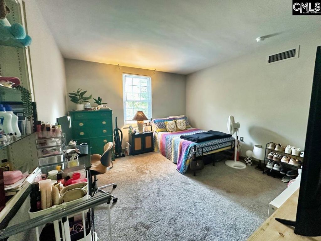 1000 Evergreen Avenue Photo 33