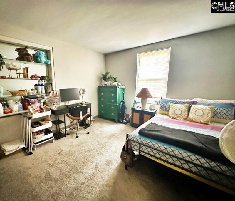 1000 Evergreen Avenue Photo 35