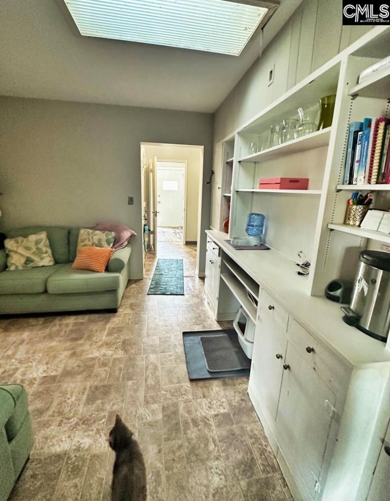 1000 Evergreen Avenue  Photo 8