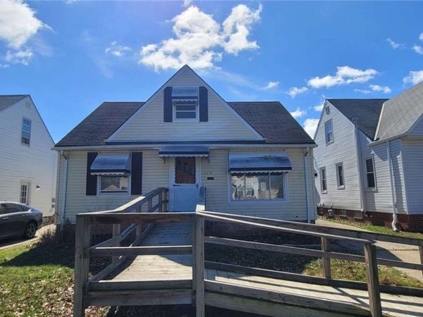 21250 Wilmore Avenue , Euclid, OH 44123