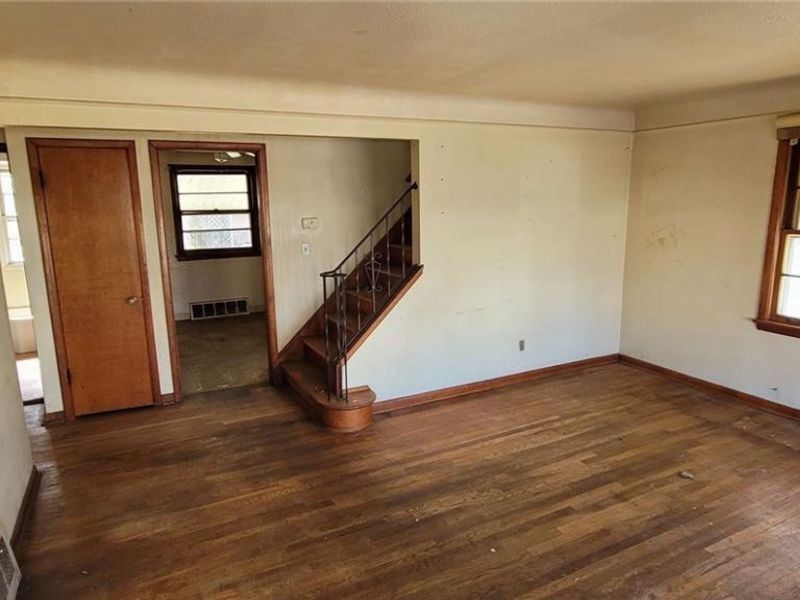 21250 Wilmore Avenue, Euclid, OH 44123 Photo 3