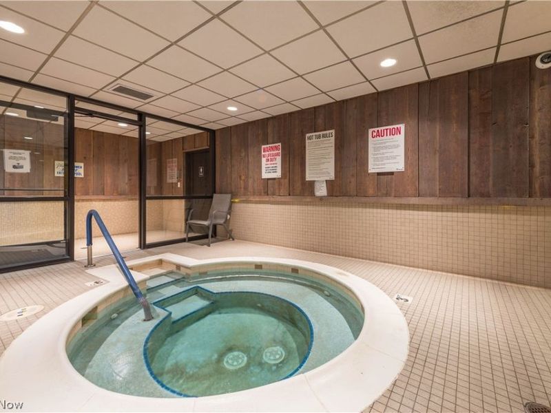 12550 Lake Avenue, Unit 201, Lakewood, OH 44107 Photo 26