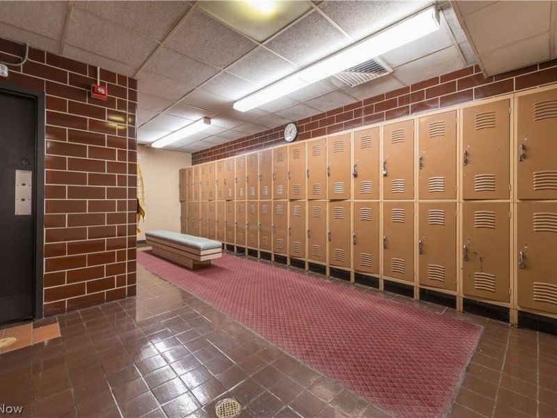 12550 Lake Avenue, Unit 201, Lakewood, OH 44107 Photo 30