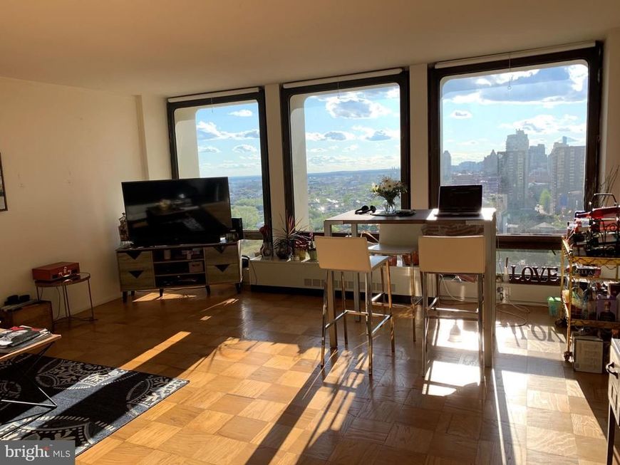 220 Locust Street , Unit 21HS, Philadelphia, PA 19106 Main Photo