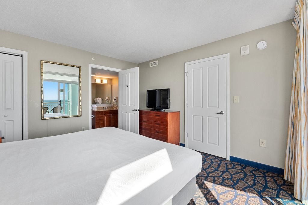 5200 N Ocean Blvd.  Photo 11