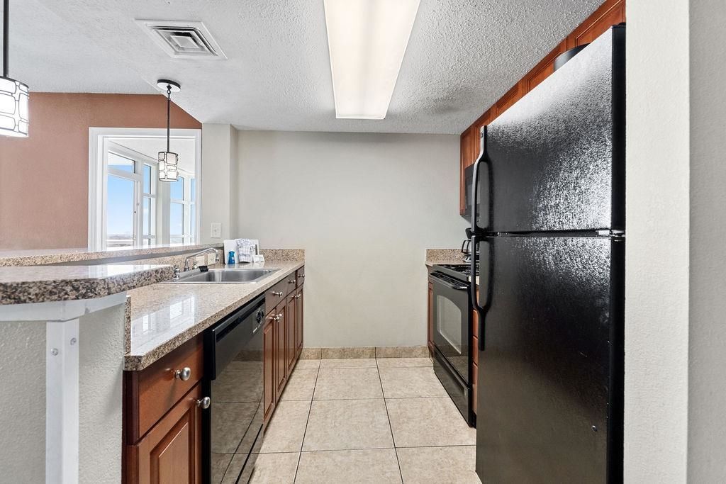 5200 N Ocean Blvd.  Photo 13