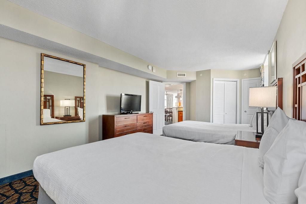 5200 N Ocean Blvd.  Photo 20