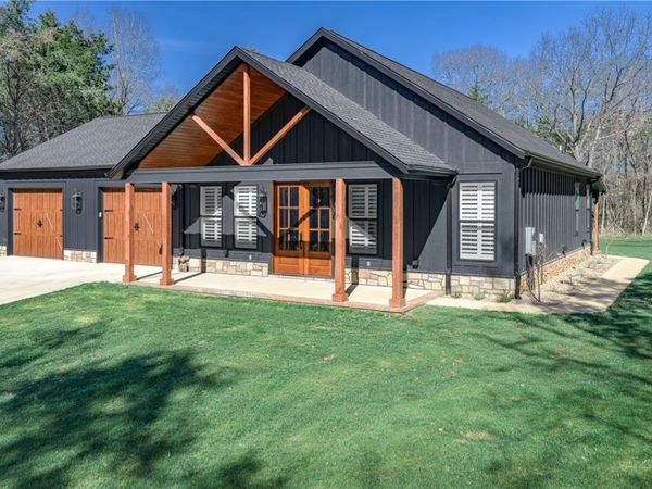 18108 & 18110 Edgewood Road, Goshen, AR 72703