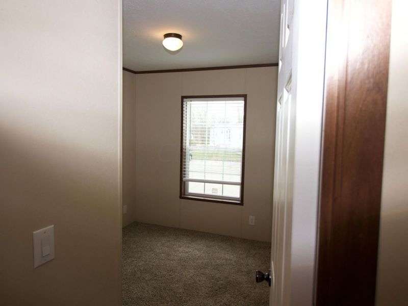 248 Thorn Locust Lane , London, OH 43140 Photo 22