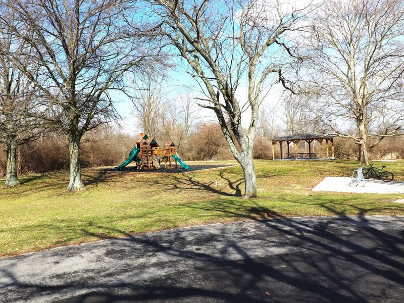 248 Thorn Locust Lane , London, OH 43140 Photo 29