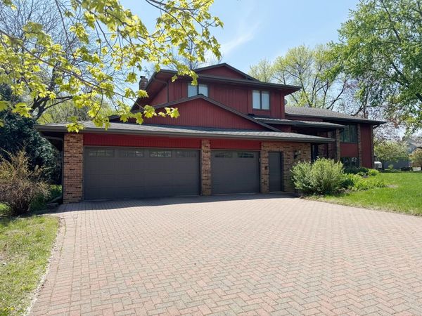 75 Oregon Avenue S, Golden Valley, MN 55426