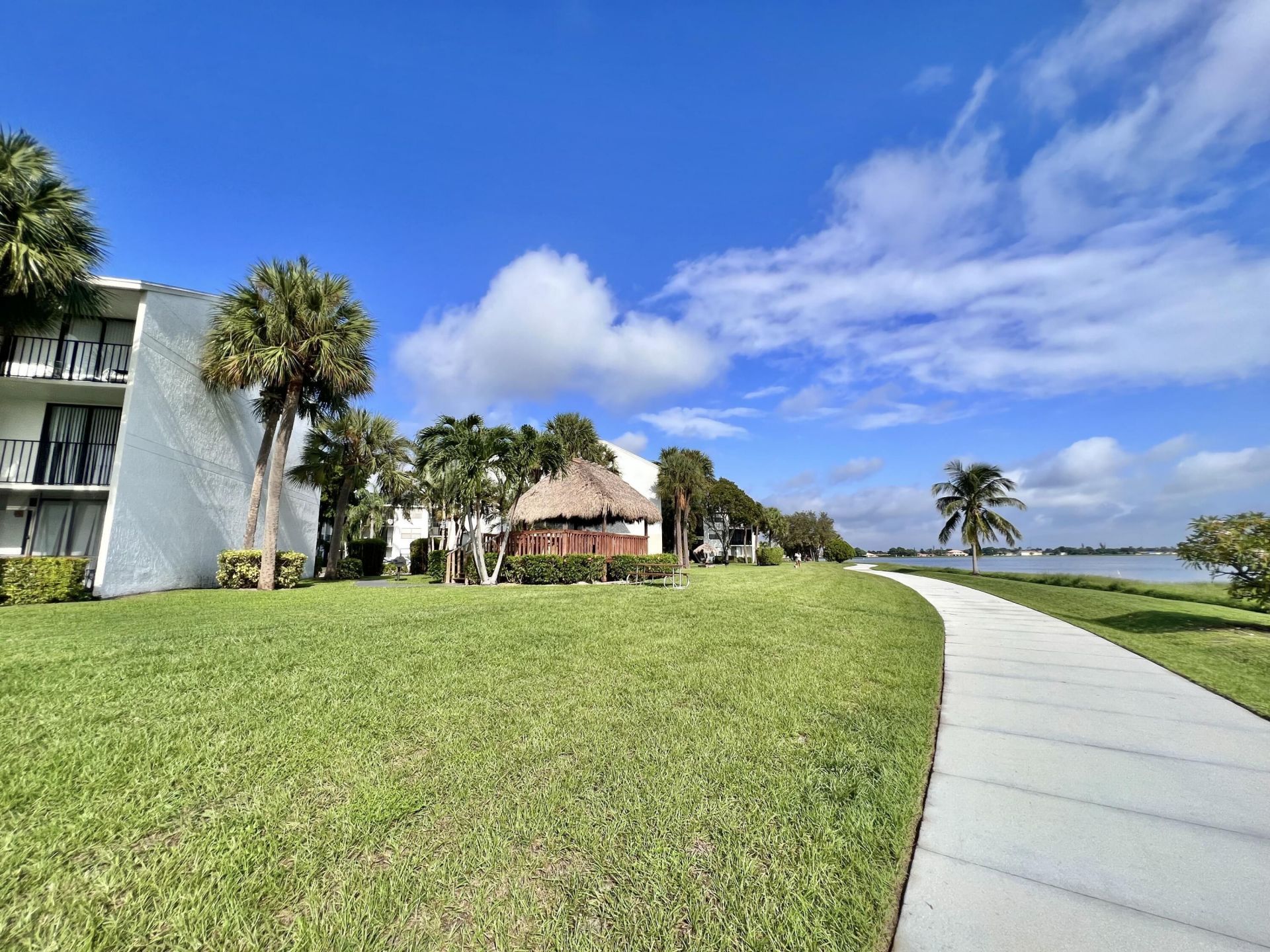 752 Executive Center Drive, Unit 33, West Palm Beach, FL 33401 Photo