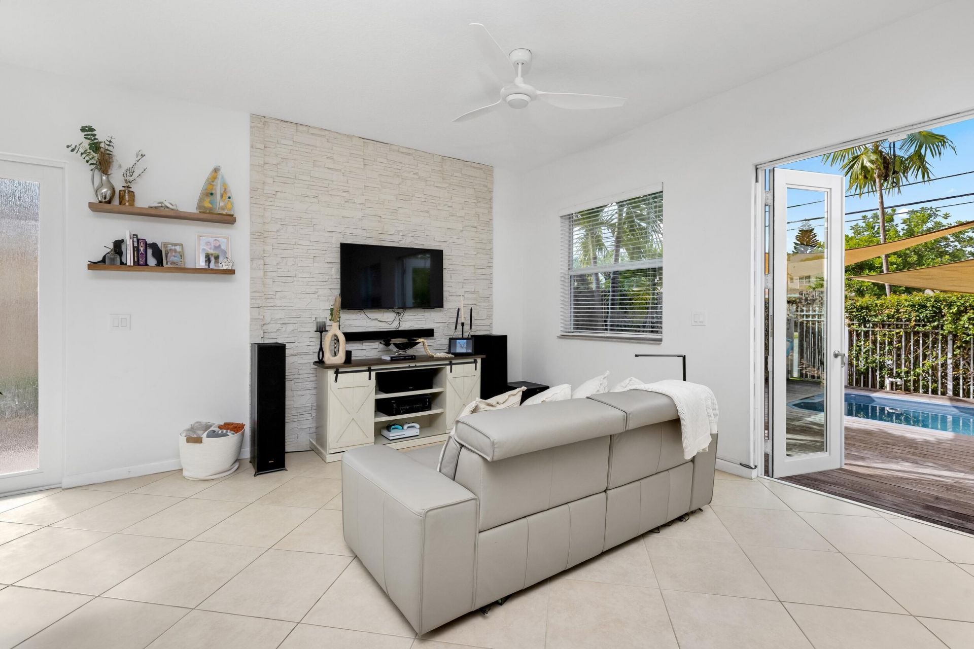 1222 NE 18th Avenue, Unit 1, Fort Lauderdale, FL 33304 Photo