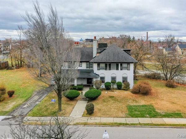 1135 Chicago Boulevard, Detroit, MI 48202
