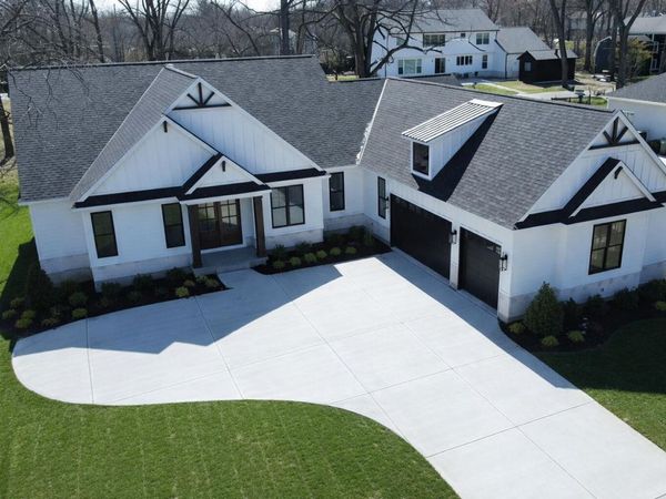 5615 Old Orchard Trail, Orchard Lake, MI 48324