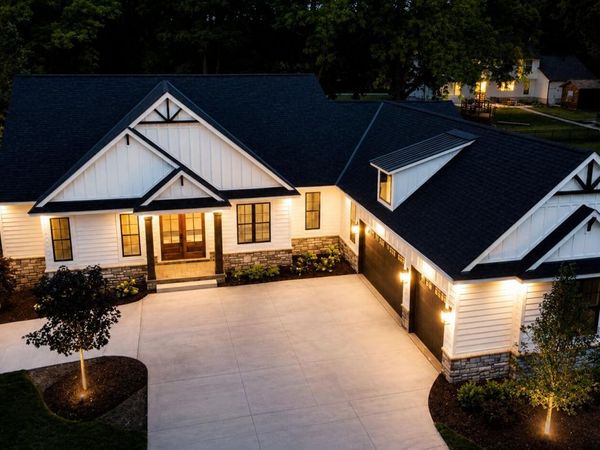 5615 Old Orchard Trail, Orchard Lake, MI 48324