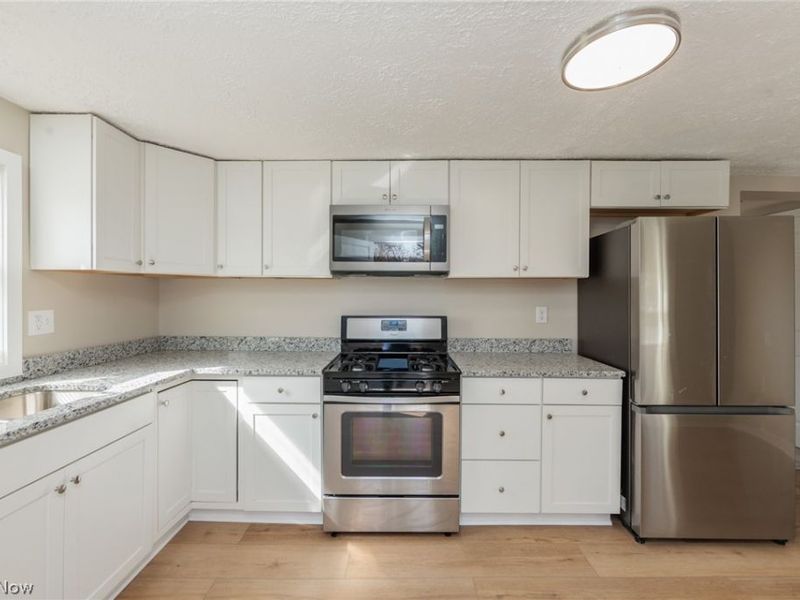 3239 Lakeway Street, Akron, OH 44319 Photo 17