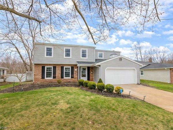 28469 Windsor Drive , North Olmsted, OH 44070