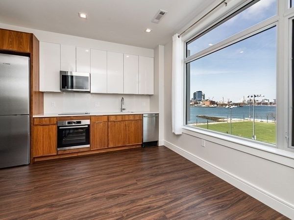 99 Sumner St, Unit 0413, Boston, MA 02128