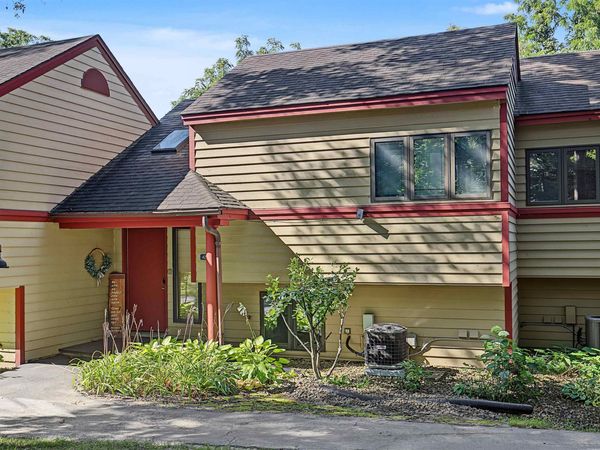 42 Spring Creek Lane, GALENA, IL 61036