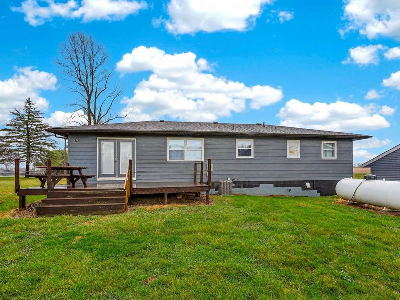 5586 N State Route 22, Somerset, OH 43783 Photo 10