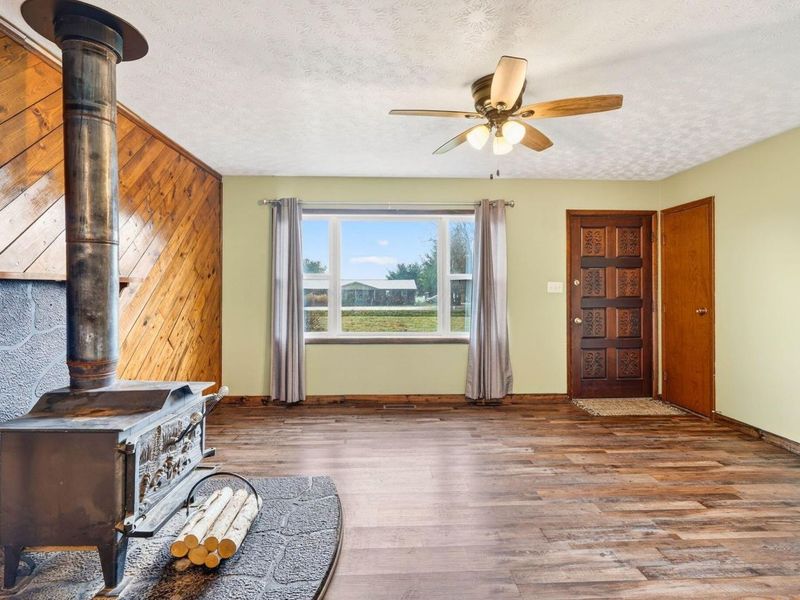 5586 N State Route 22, Somerset, OH 43783 Photo 41