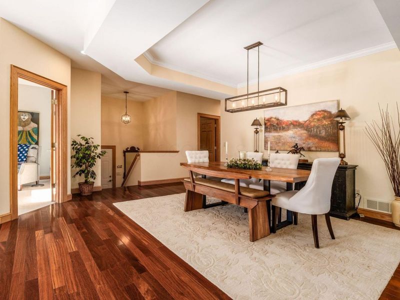 5600 Caplestone Lane, Dublin, OH 43017 Photo 11