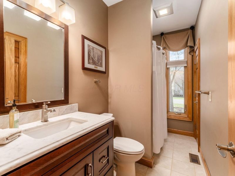 5600 Caplestone Lane, Dublin, OH 43017 Photo 32