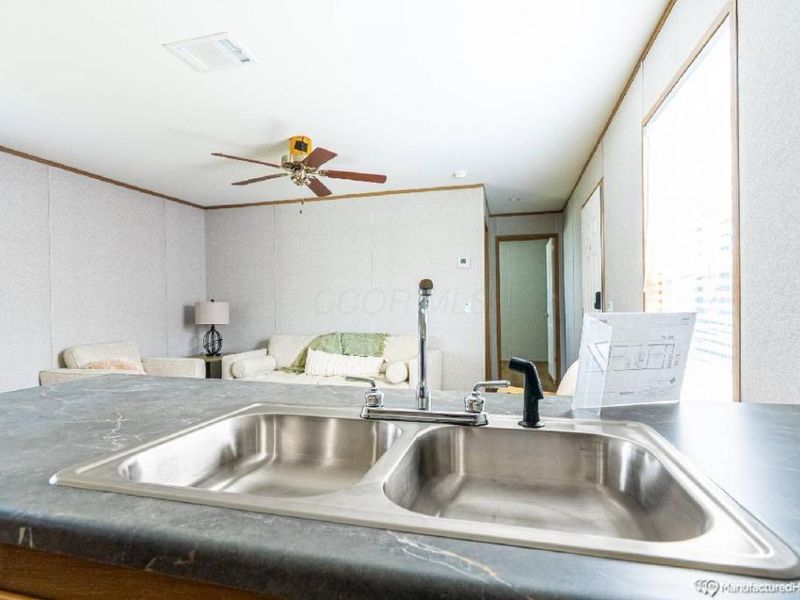 1023 Tiffin Street , Unit 33, Bucyrus, OH 44820 Photo 3