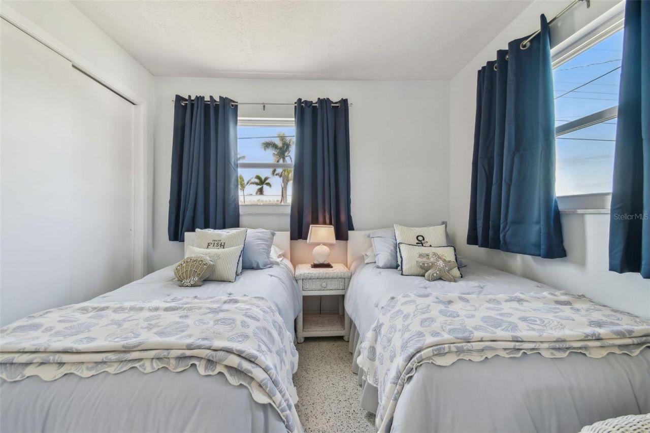 4912 Beacon Road, Palmetto, FL 34221 Photo