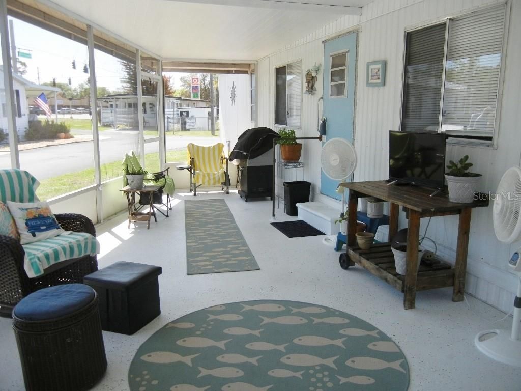 212 Rue De Pont, Tavares, FL 32778