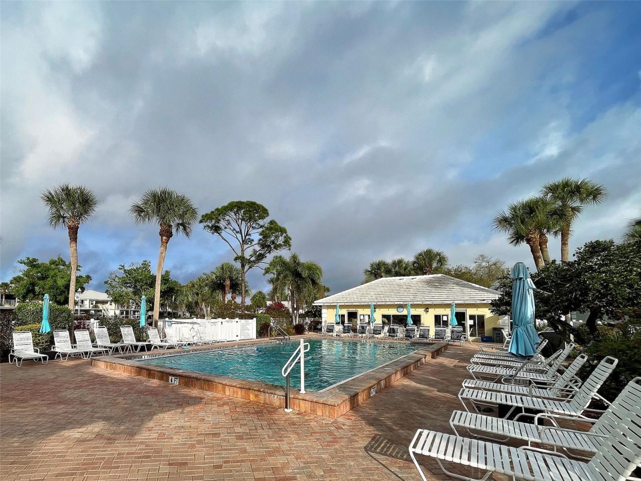 408 Cerromar Circle S, Unit 233, Venice, FL 34293 Photo