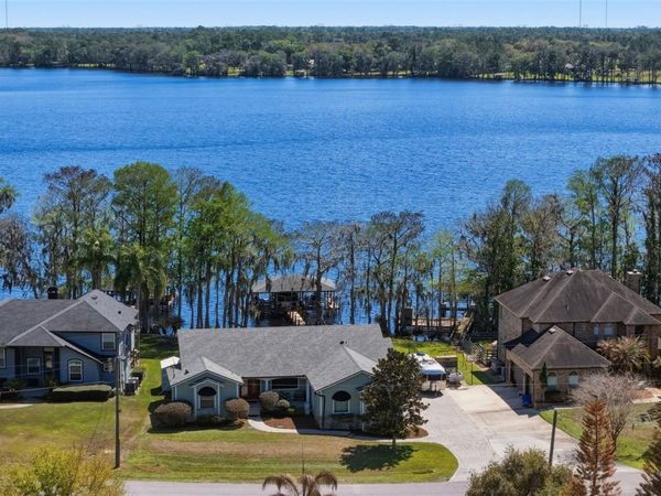 834 MILLSHORE DRIVE, CHULUOTA, FL 32766