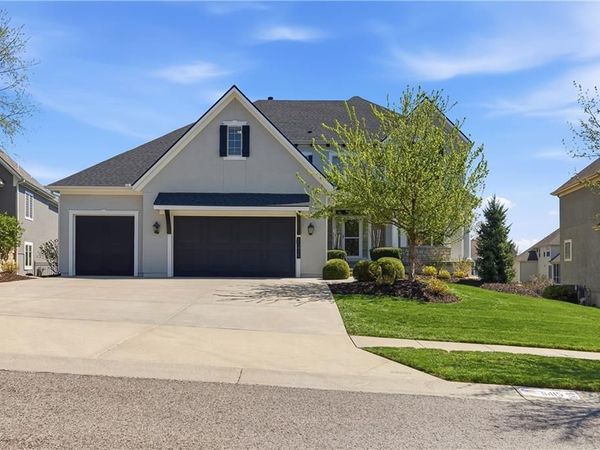 11415 W 165th Terrace, Overland Park, KS 66221