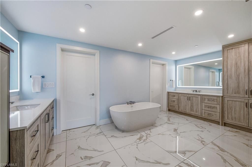 13935 Old Coast Rd, Unit 406, Naples, FL 34110 Photo