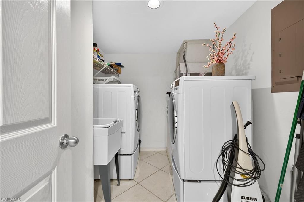 285 Naples Cove Dr, Unit 1703, Naples, FL 34110 Photo