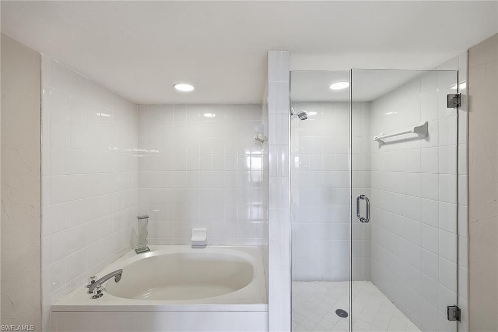 285 Naples Cove Dr, Unit 1703, Naples, FL 34110 Photo