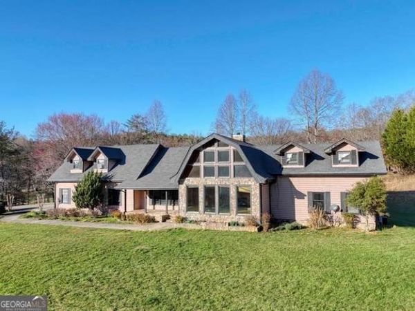 62 Stable Gate Drive, Blairsville, GA 30512